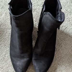 STEVE MADDEN black suede heeled ankle boots 7.5